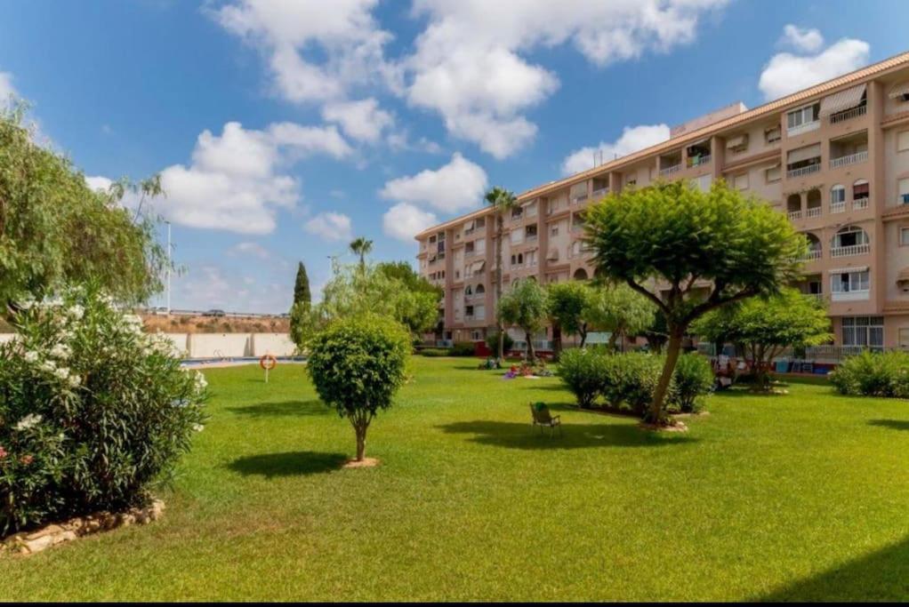Casa Di Mateo With Garden View And Swimming Pool Apartment ตอร์เรเวียคา ภายนอก รูปภาพ